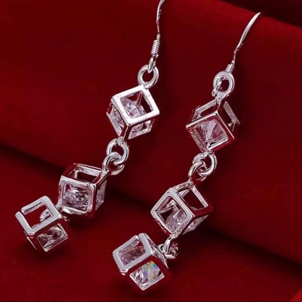 SILVER BOX EARRINGS